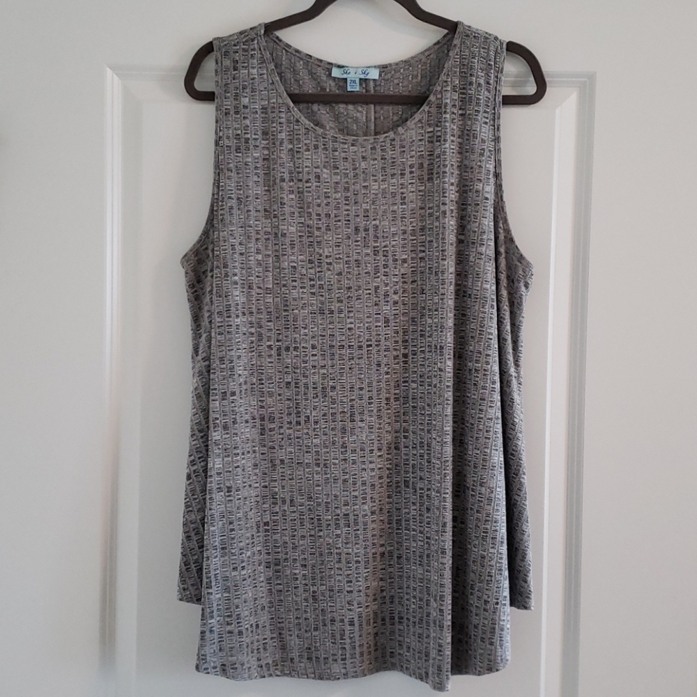 Gray Sleeveless Swing Tank Top